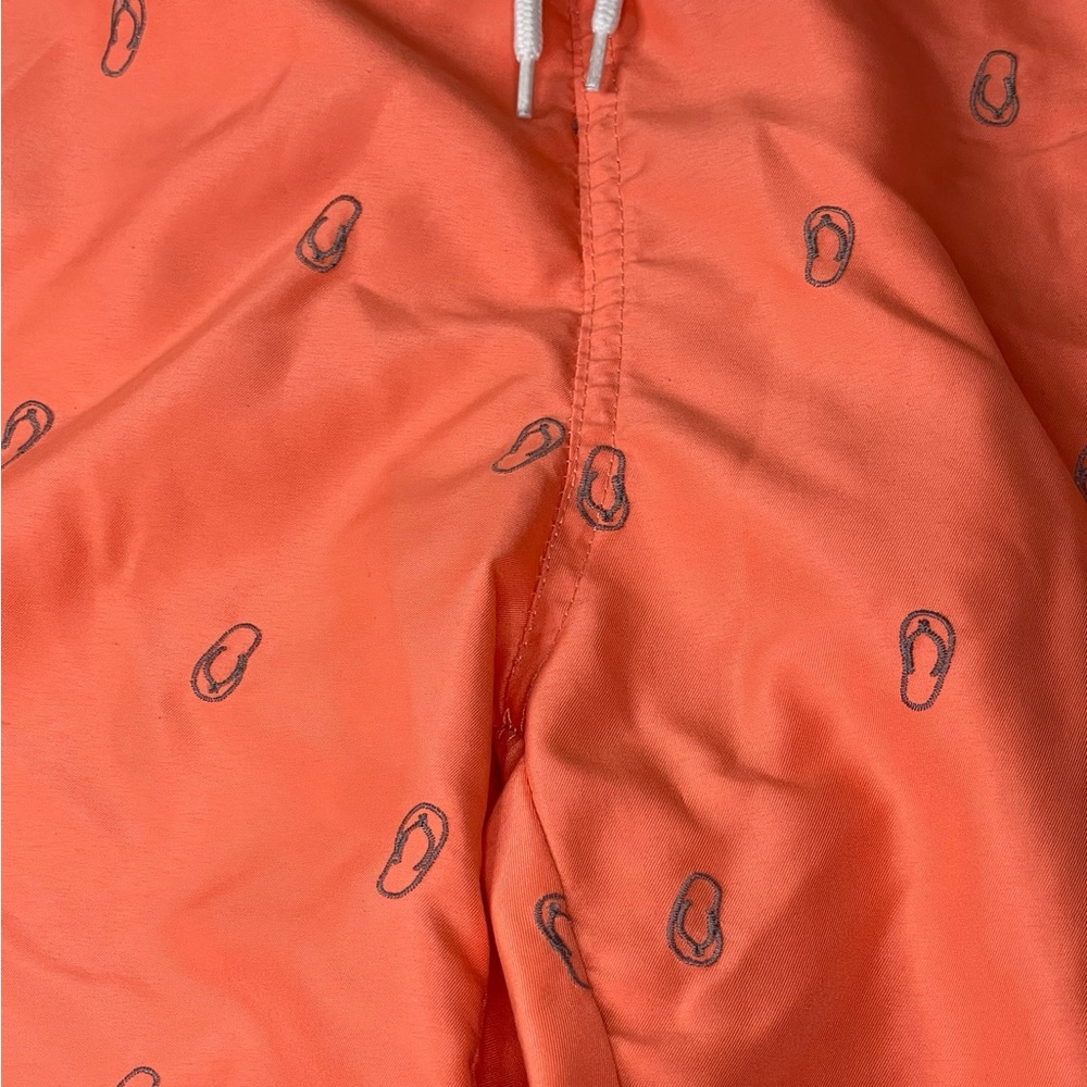 Charleston Threads Men’s Flip Flop Pattern Swim T… - image 2